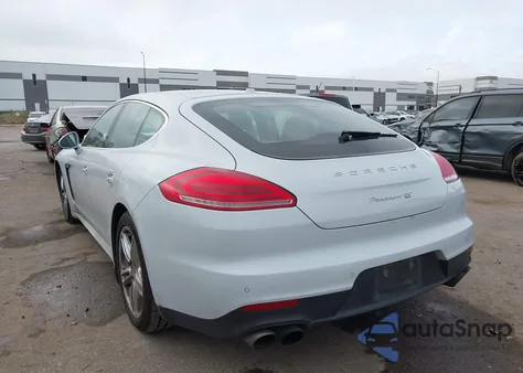 2016 Porsche Panamera 4S z USA, uszkodzony, nr VIN WP0AB2A70GL050332